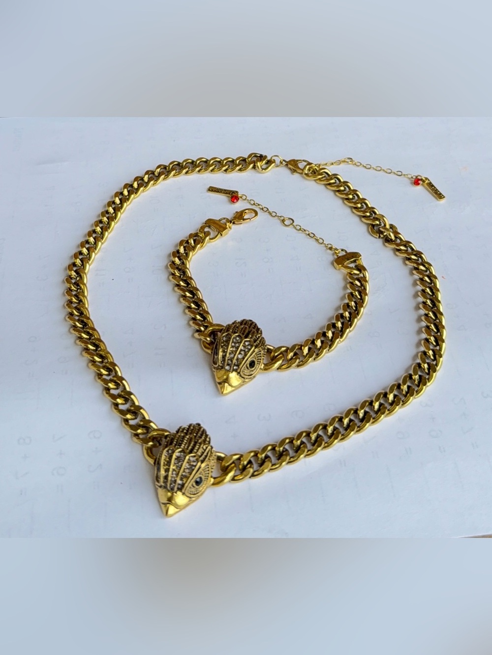 Antique gold eagle head necklace & bracelet set - Picture 5 of 17